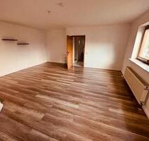 Charmante 1 Zimmer Küchebad EG- Wohnung mit Stellplatz - Buseck