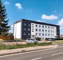 Ab 01.06.2025 im EG li zu vermieten, eine 3-Raumwohnung mit 60 m² - Friedland