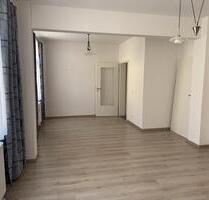 Großzügige 2- Zi-Wohnung - 635,00 EUR Kaltmiete, ca.  62,00 m² in Saalfeld (Saale) (PLZ: 07318)