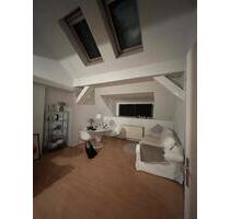 Zentrale 2-Zimmer-Wohnung in Berlin zur Untermiete (für 1 Person)