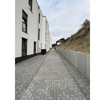 Erstbezug! 2-Zimmer-Wohnung, 78 qm, Aufzug, Carport - Alfeld (Leine)