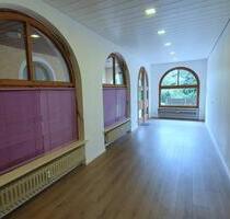 Kleiner Laden, Büro, Studio - 250,00 EUR Kaltmiete, ca.  6,75 m² in Bad Griesbach im Rottal (PLZ: 94086)