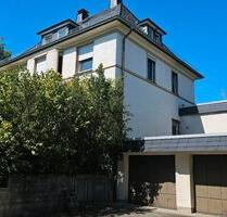 Haus zu vermieten in Meschede - 2.800,00 EUR Kaltmiete, in Bestwig (PLZ: 59909)