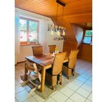 Großzügige 4-Zimmer-Dachgeschosswohnung - Neusäß