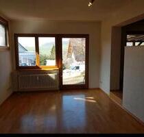 geräumige 2,5 Zimmer Wohnung ruhig und ländlich - Kandern