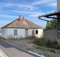 Lagerraum Lagerfläche Lagerplatz zu vermieten 90 m² trocken Lagerfläche - Oschatz