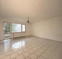 Bequeme 3,5 Zimmer Wohnung mit Loggia im ruhigen Rentfort, Gladbeck (2. OG rechts)