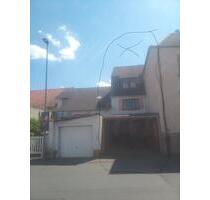 Reihenhaus mit Anbau im alten Ortskern, 2 getrennte Wohnungen - Kindenheim