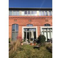 Modernes Wohnen im Denkmalensemble – 3-Etagen-Townhouse mit Garte - Potsdam