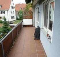 Helle, großzügige., 4-Zi-Whg., m. gr. Balkon, sofort beziehbar - Feucht