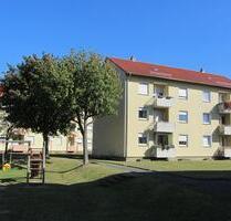 Top! Neu renoviert. 3-Zi.-Wohnung mit Tageslicht-Bad zu verm.! Balkon + Abstellkammer + Keller vorhanden! - Dörfles-Esbach