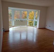 Nittendorf: 3 Zimmer Wohnung mit TG stelllplaztz