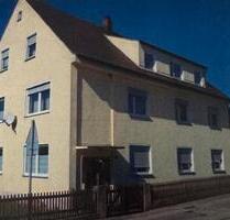 3 Zimmer EG Wohnung mit Terrasse+eigenem Garten in Luhe-Wildenau