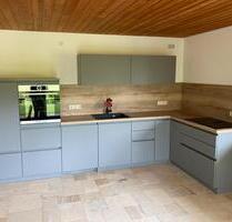 Neuwertige, helle 2,5 Zimmerwohnung mit Terrasse, EBK - Hofheim in Unterfranken