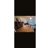 Charmante 3 ZKB inkl. Kamin, Stellplatz, Keller, Dachboden - DG - Wilhelmshaven Fedderwardergroden