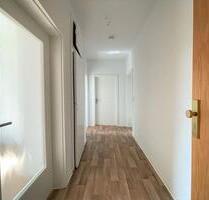 Helle, bezugsfertige 3-Zi-Whg - 476,00 EUR Kaltmiete, in Nienburg (Saale) (PLZ: 06429)