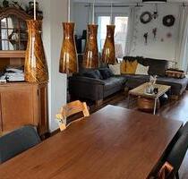 Helle 3-Zimmer Dachgeschosswohnung mit 2 Balkonen in ruhiger Lage - Augsburg Pfersee