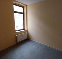 Flensburg: 3 Zimmer, sofort verfügbar, Hinterhaus