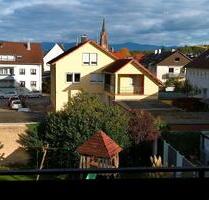 Gemütliche 4-Zimmer-DG-Wohnung - Komplett renoviert! - Kuppenheim