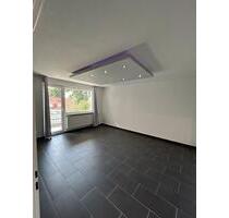 Moderne 4-Zimmer-Wohnung mit Einbauküche & Stellplatz - Lippstadt Garfeln