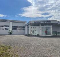 Wohn- und Geschäftshaus mit Fahrzeughalle - Hechingen