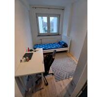 Frisch renoviertes & möbliertes WG-Zimmer in Essen