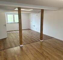 2 Zimmer Wohnung zur Miete - 900,00 EUR Kaltmiete, ca.  60,00 m² in Kelkheim (Taunus) (PLZ: 65779)