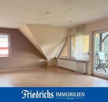 Großzügige Dachgeschosswohnung mit Loggia und Terrasse in Edewecht - zentrale Wohnlage