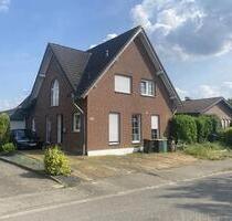 Charmantes Haus in Übach-Palenberg 6 Zimmer