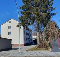 Wohnung 59 m² 2 Zimmer, neu saniert, Badewanne, nähe Untreusee - Hof Christiansreuth