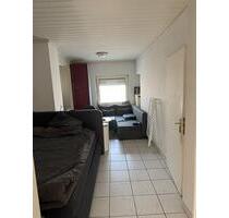 Apartment im EG mit separatem Eingang und PKW Stellplatz - Offenbach am Main Bürgel