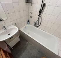 3 Zimmer Wohnung auch WG geeignet mit Balkon Loggia - Kaarst