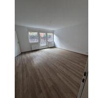 Viel Platz zum Wohlfühlen – 3-Raumwohnung mit Terrasse & Bad mit Wanne & Dusche - Döbeln