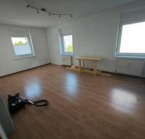 3ZKB zur Miete 74qm - 600,00 EUR Kaltmiete, ca.  74,00 m² in Stadtallendorf (PLZ: 35260)