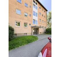 Sonnige 3,5-Zi.-Wohnung mit Balkon - Ostfildern