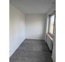 Lichtdurchflutete Dachgeschoss-Maisonette mit 5 Zimmern - Essen Frillendorf