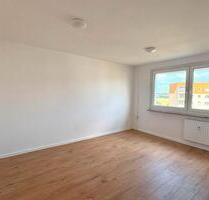 Kernsanierte und hochwertig renovierte 1-Raumwohnung in Zeithain