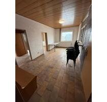Bürofläche zu vermieten - 400,00 EUR Kaltmiete, ca.  60,00 m² in Nieheim (PLZ: 33039)