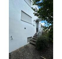 Reihenmittelhaus mit Garten zu vermieten in Esslingen - Esslingen am Neckar