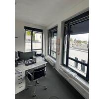 Heller und stilvoller Büroarbeitsplatz in attraktiver Bürogem. - Hamburg Altona