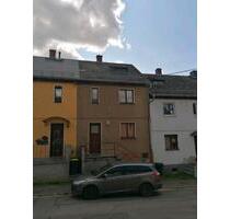 Reihenmittelhaus in Glauchau - 65.000,00 EUR Kaufpreis, in Glauchau (PLZ: 08371)