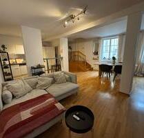 Gemütliche und zentrale 2-Zimmerwohnung zur Zwischenmiete - Berlin Mitte