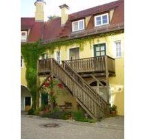 2 12 Zimmer Maisonette Wohnung im Schloss Erolzheim