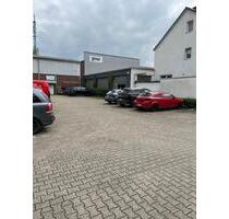 Gewerbehalle mit Büro und Parkplätzen - Waltrop
