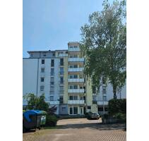 Familien-Idylle pur - sonnige 4-Zi. Wohnung in Metzingen