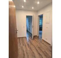 3 ZKB 1 Kellerraum ca. 75 qm Mannheim Pfingstberg ab Jul. Aug. 25 - Hemsbach