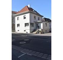 Toplage in der Innenstadt: Stilvolle 2-Zimmer-Wohnung in Coburg