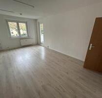 Geräumige 3-Zimmer-Erdgeschosswohnung mit Balkon! - Magdeburg Alt Olvenstedt