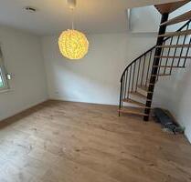 ***Wunderschöne Maisonettwohnung in Wuppertal mit Balkon***