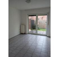 58m2 Erdgeschosswohnung mit Terrasse & Garten in Halbemond - Hage